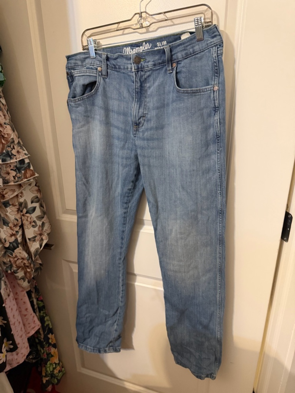 Wrangler Men's Slim Light Blue Jeans 34 x 32